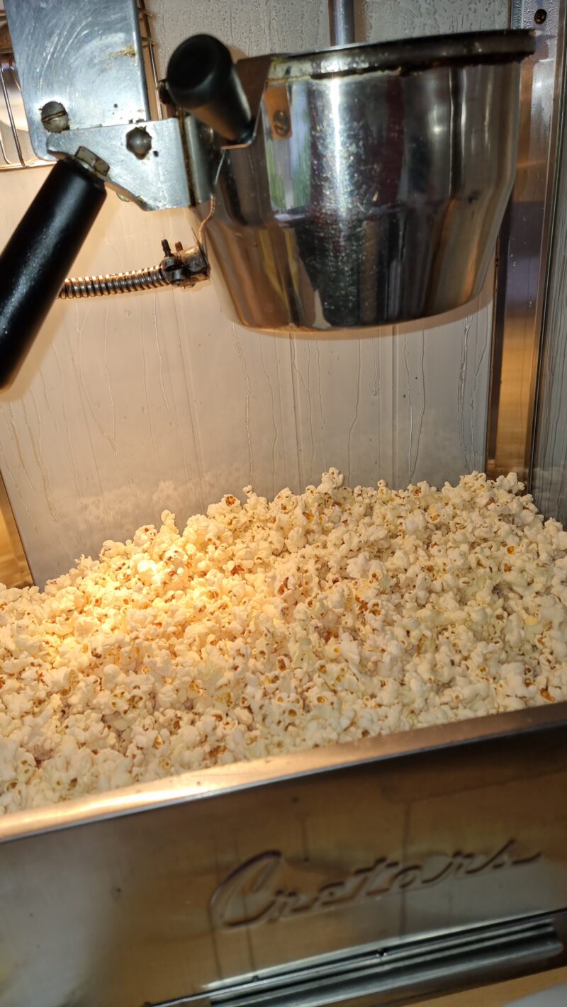 Ingrediënten voor het maken van popcorn zoet of zout